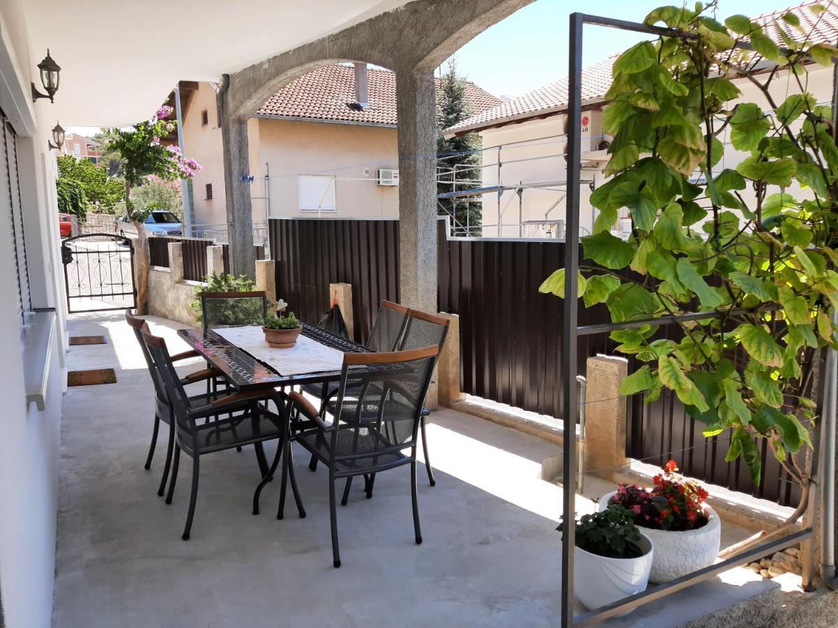 Apartment Luna Trogir Eksteriør billede